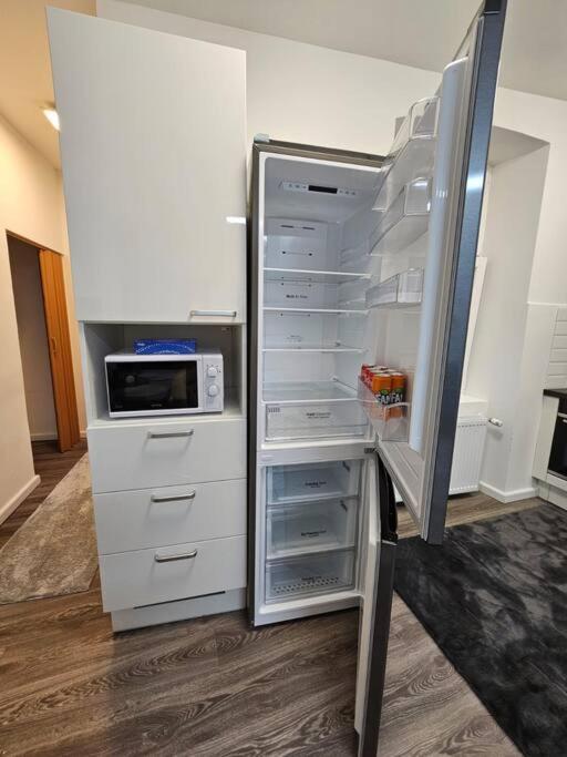 Affordable Suite In Vienna'S Hotpoint Exterior foto