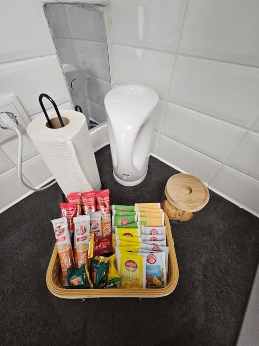 Affordable Suite In Vienna'S Hotpoint Exterior foto
